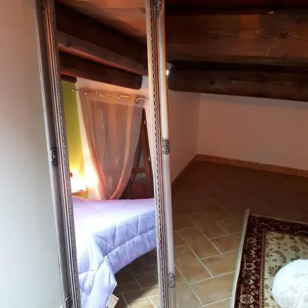 Apartment Appartamenti Di Claudia Locazione Turistica *