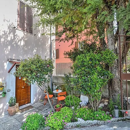 Appartamenti Di Claudia Locazione Turistica Apartment *